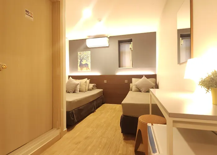 Hostel Oyo Hostel Myeongdong 1 *